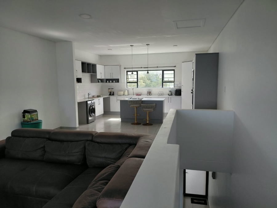 To Let 2 Bedroom Property for Rent in Jeffreys Bay Central Eastern Cape